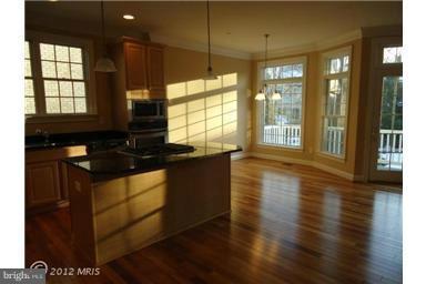 47 Shaw St, Annapolis, MD 21401 photo 3