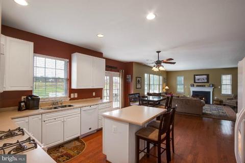 505 Larson Ct, Westminster, MD 21157 photo 10