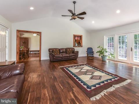 52 Ohio Ave, Earleville, MD 21919 photo 8