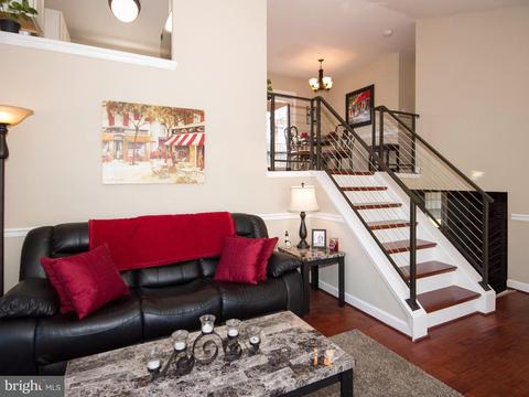 9 Sproul Ct, Middle River, MD 21220 photo 3