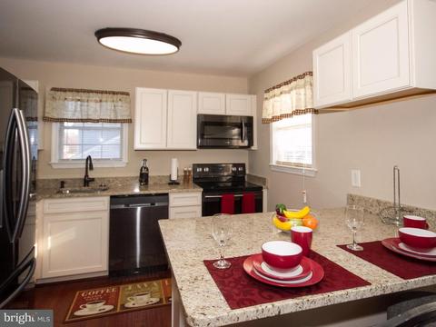 9 Sproul Ct, Middle River, MD 21220 photo 7