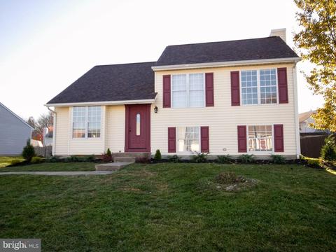9 Sproul Ct, Middle River, MD 21220 photo 1