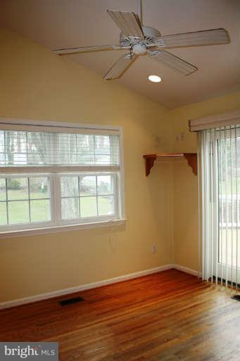 713 Downs Dr, Silver Spring, MD 20904 photo 14