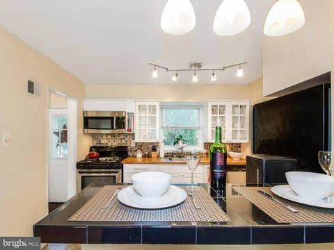 301 E Franklin Ave, Silver Spring, MD 20901 photo 10