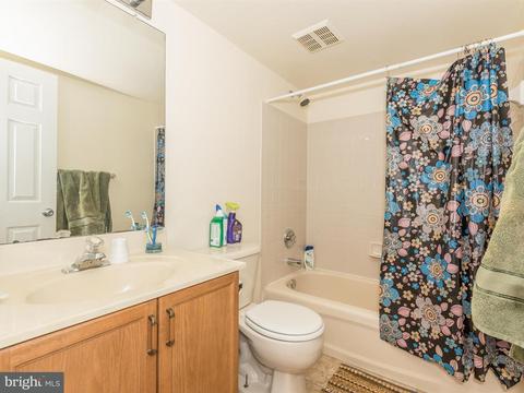 245 Bishops Glen Dr, Frederick, MD 21702 photo 16