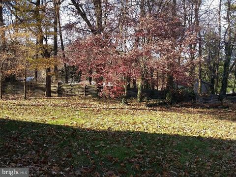 6910 Elbrook Rd, Lanham, MD 20706 photo 3
