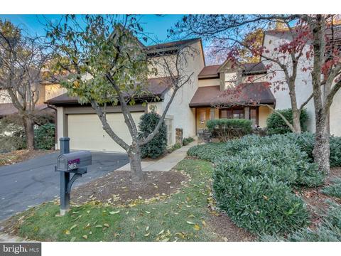 303 Applehouse Pond Dr, Chesterbrook, PA 19087 photo 1