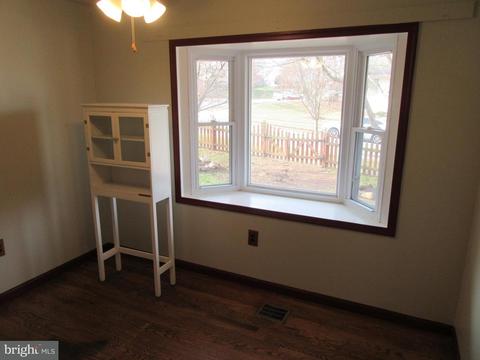 5601 Haddon Dr, Lanham, MD 20706 photo 23