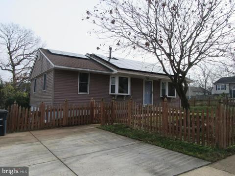 5601 Haddon Dr, Lanham, MD 20706 photo 2