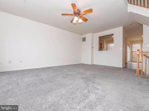 2477 Lakeside Dr, Frederick, MD 21702 photo 5