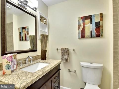 1106 Ednor Rd, Silver Spring, MD 20905 photo 11