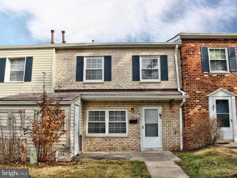 9215 Bridle Path Ln #E, Laurel, MD 20723 photo 1