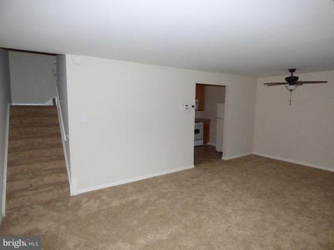 9215 Bridle Path Ln #E, Laurel, MD 20723 photo 7