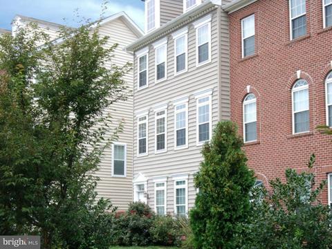 701 Observatory Dr, Bear, DE 19701 photo 1