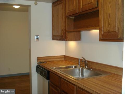 405 Drummers Ln, Wayne, PA 19087 photo 7