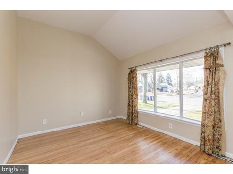 730 Baylor Ave, Delran, NJ 08075 photo 8