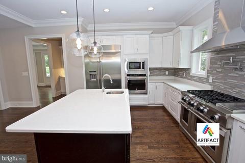 6808 Lumsden St, Mclean, VA 22101 photo 4