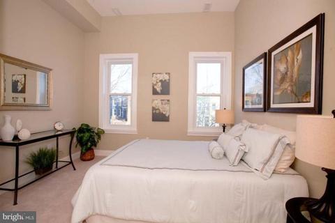 242 14th St NE, Washington, DC 20002 photo 6