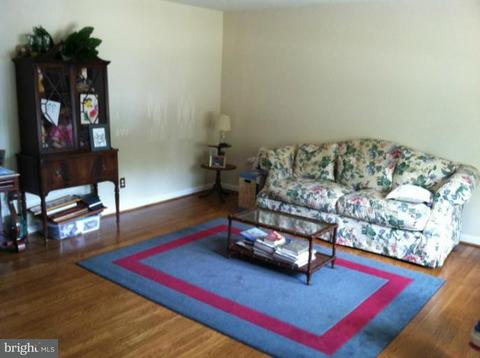 6606 Bowie Dr, Springfield, VA 22150 photo 3