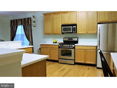 213 Foxglove Loop, Bear, DE 19701 photo 6