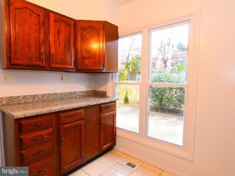 6107 Frontier Dr, Springfield, VA 22150 photo 6