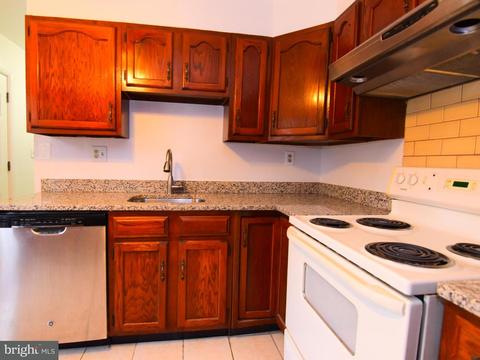 6107 Frontier Dr, Springfield, VA 22150 photo 8