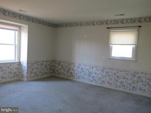 693 Arbor Dr, Westminster, MD 21158 photo 6