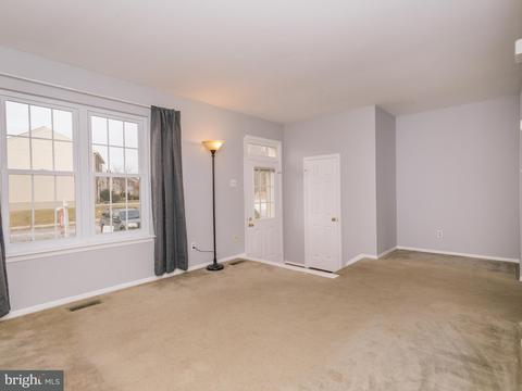 348 Logan Dr, Westminster, MD 21157 photo 10