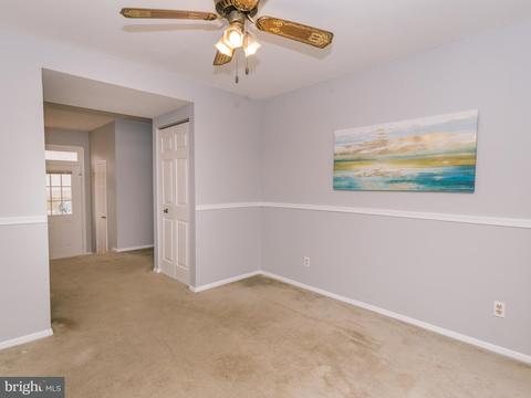348 Logan Dr, Westminster, MD 21157 photo 4
