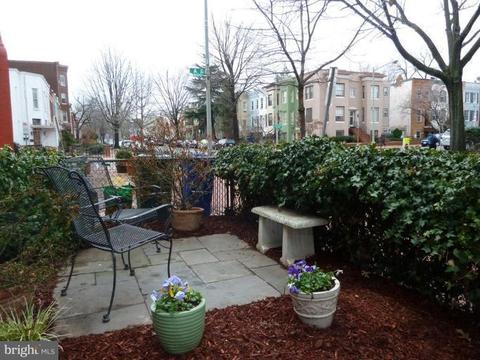 103 8th St NE, Washington, DC 20002 photo 2