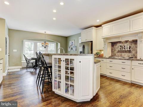 970 Oak Tree Rd, Westminster, MD 21157 photo 5