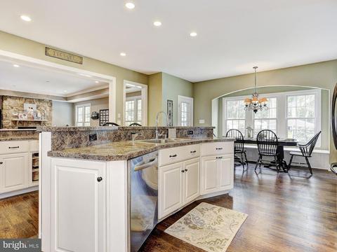 970 Oak Tree Rd, Westminster, MD 21157 photo 8