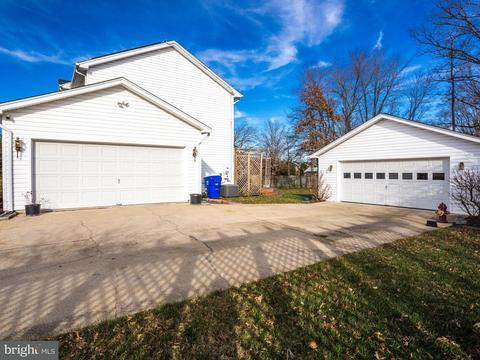2682 Cotoneaster Ct, Waldorf, MD 20601 photo 3