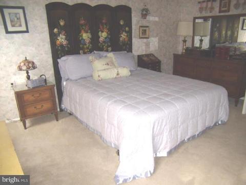 33 Adner Dr, Mount Laurel, NJ 08054 photo 4