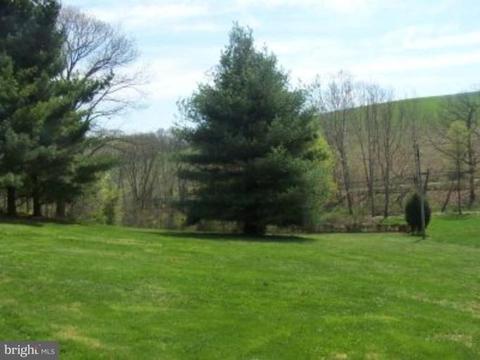1040 Bloom Rd, Westminster, MD 21157 photo 1