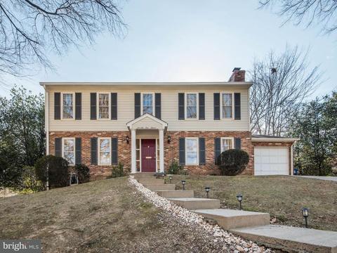 7111 Davis Ct, Mclean, VA 22101 photo 1