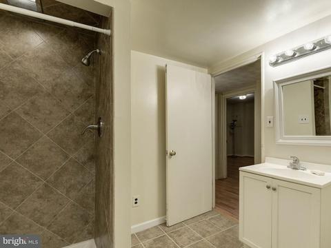 7111 Davis Ct, Mclean, VA 22101 photo 24