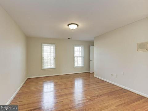 7111 Davis Ct, Mclean, VA 22101 photo 10
