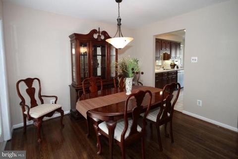 5534 Queensberry Ave, Springfield, VA 22151 photo 4