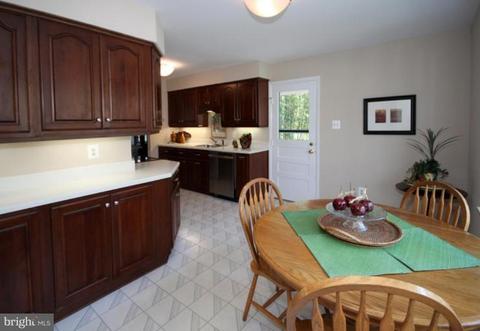 5534 Queensberry Ave, Springfield, VA 22151 photo 7