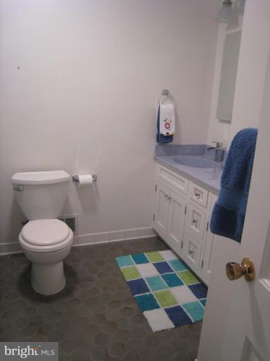 1349 Macbeth St, Mclean, VA 22102 photo 17