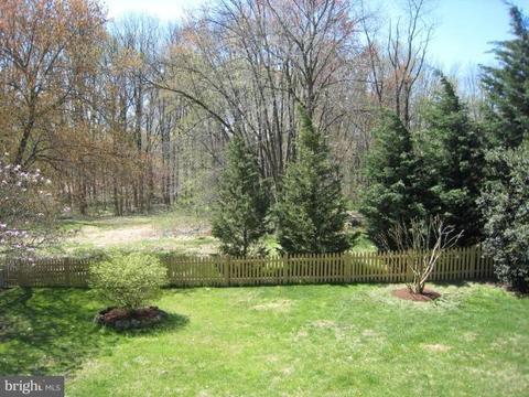1349 Macbeth St, Mclean, VA 22102 photo 3