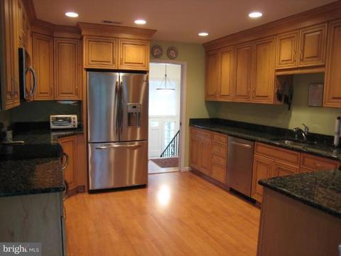 1349 Macbeth St, Mclean, VA 22102 photo 9