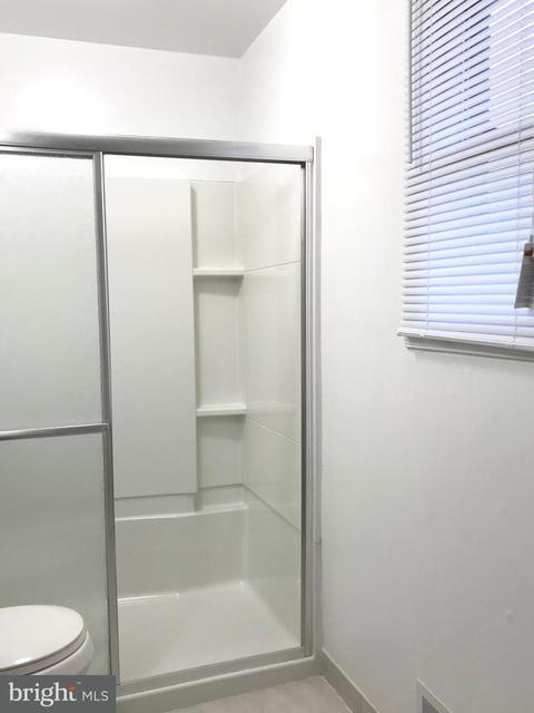 9032 Hickory Hill Ave, Lanham, MD 20706 photo 12