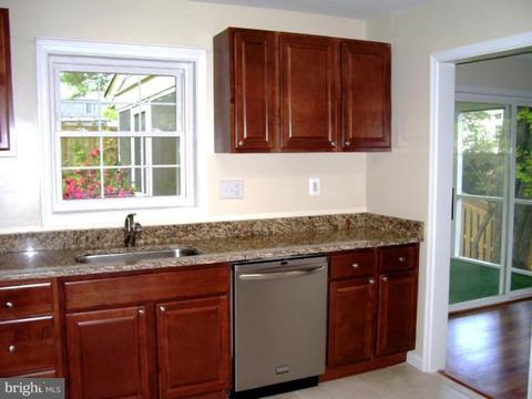 6153 Kellogg Dr, Mclean, VA 22101 photo 13