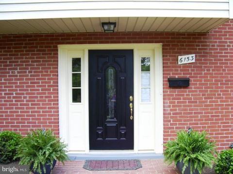 6153 Kellogg Dr, Mclean, VA 22101 photo 2