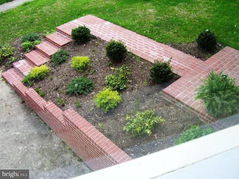 6153 Kellogg Dr, Mclean, VA 22101 photo 3
