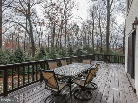 2021 Golf Course Dr, Reston, VA 20191 photo 24