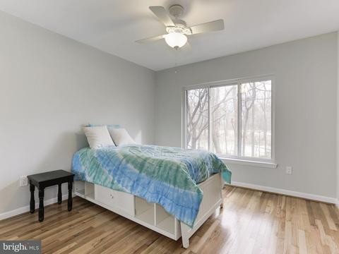 2021 Golf Course Dr, Reston, VA 20191 photo 14