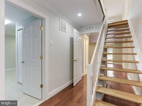 2021 Golf Course Dr, Reston, VA 20191 photo 19